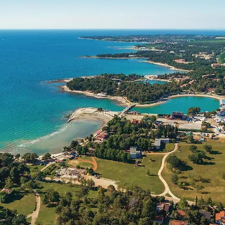 Nice Apartment In Basanija With Wifi Апартаменты Башания